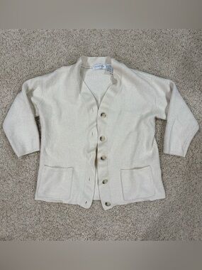 VTG Liz Claiborne Petite Collection Merino Wool Blend 3/4 Sleeve Cream Cardigan